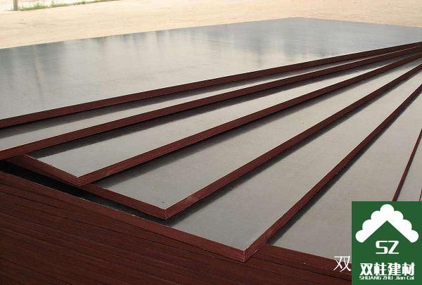 建筑模板生產(chǎn)車(chē)間